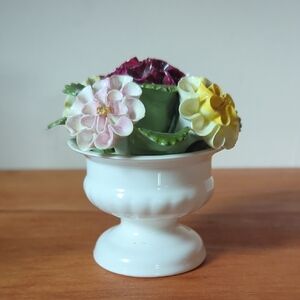 Vintage Aynsley Bone China Hand Painted September Dahlia Urn Of Flowers 🌺